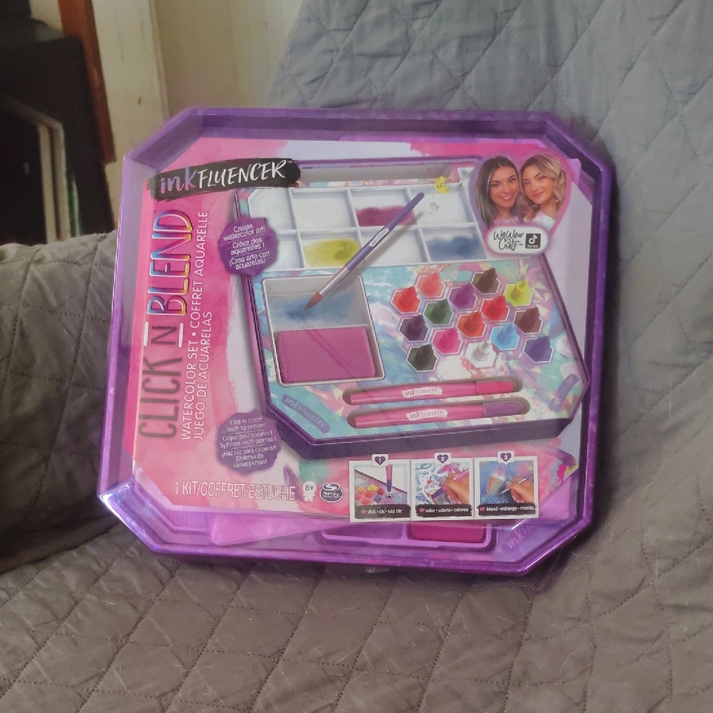 Inkfluencer Click N Blend Makeup Kit